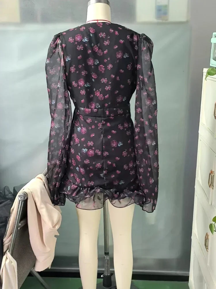 Elegante Abito Mini con Volant e Motivi Floreali, Chic con Maniche Lunghe, Scollo a V Profondo, Slim Fit, Linea A, Corto, Collezione 2026, Vestito da Vacanza e da Strada per Signora