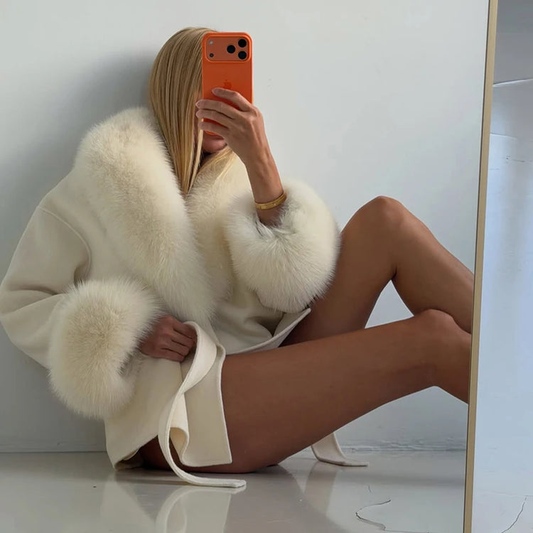 TARUXY Women Luxurious Faux Fox Fur Collar Long Jacket Elegant Solid Long-Sleeved Loose Lace Up Street Warm Coat 2026 Winter New