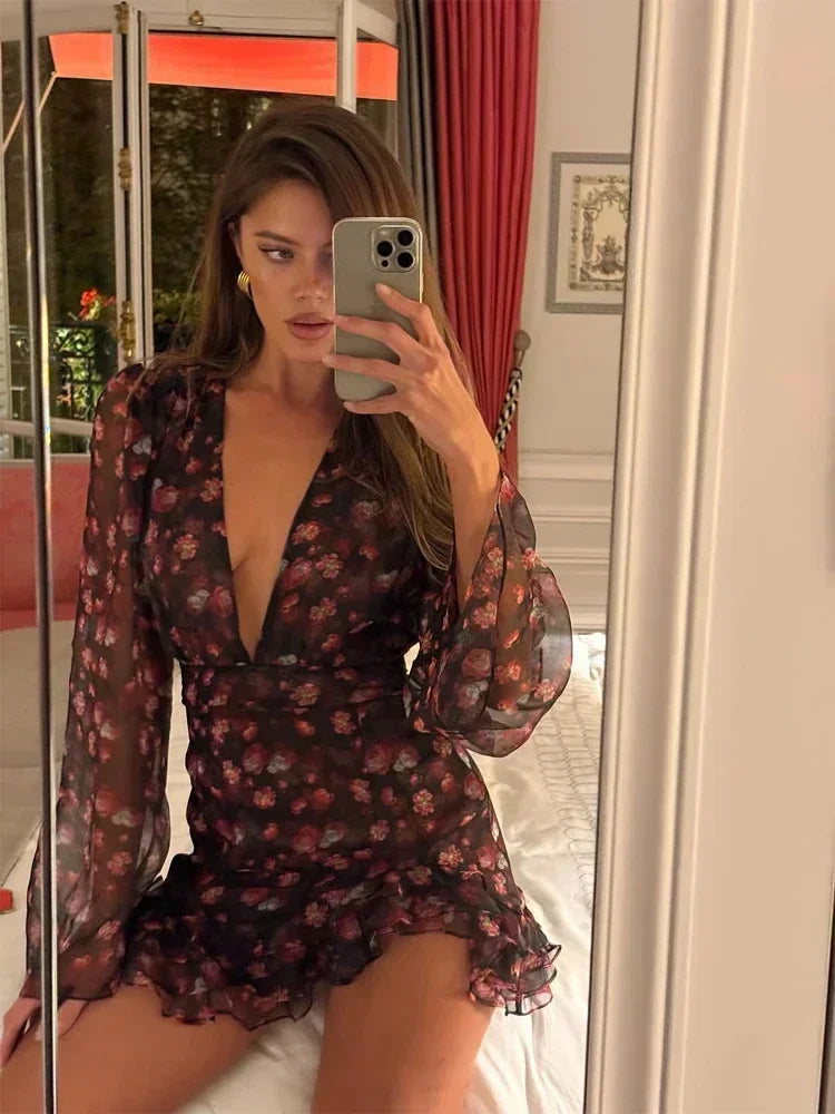 Elegante Abito Mini con Volant e Motivi Floreali, Chic con Maniche Lunghe, Scollo a V Profondo, Slim Fit, Linea A, Corto, Collezione 2026, Vestito da Vacanza e da Strada per Signora
