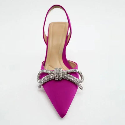 2025 Tacones altos azules con tira al tobillo para mujer, zapatos de vestir de fiesta con lazo de cristal, sandalias de aguja sexys con punta puntiaguda para verano