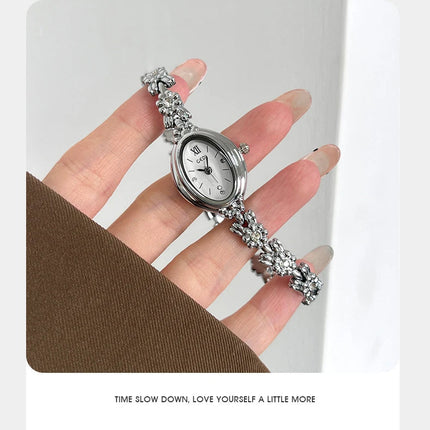 Orologio da donna Luce di lusso retrò tempestato di diamanti Bracciale di alta bellezza Orologi da donna squisiti alla moda platinumshop