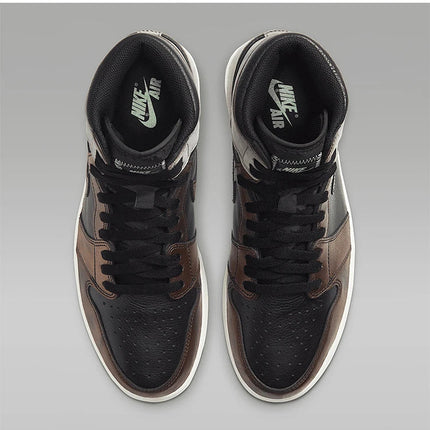 Scarpe da basket alte Nike AIR JORDAN 1 autentiche da uomo 555088-033 platinumshop