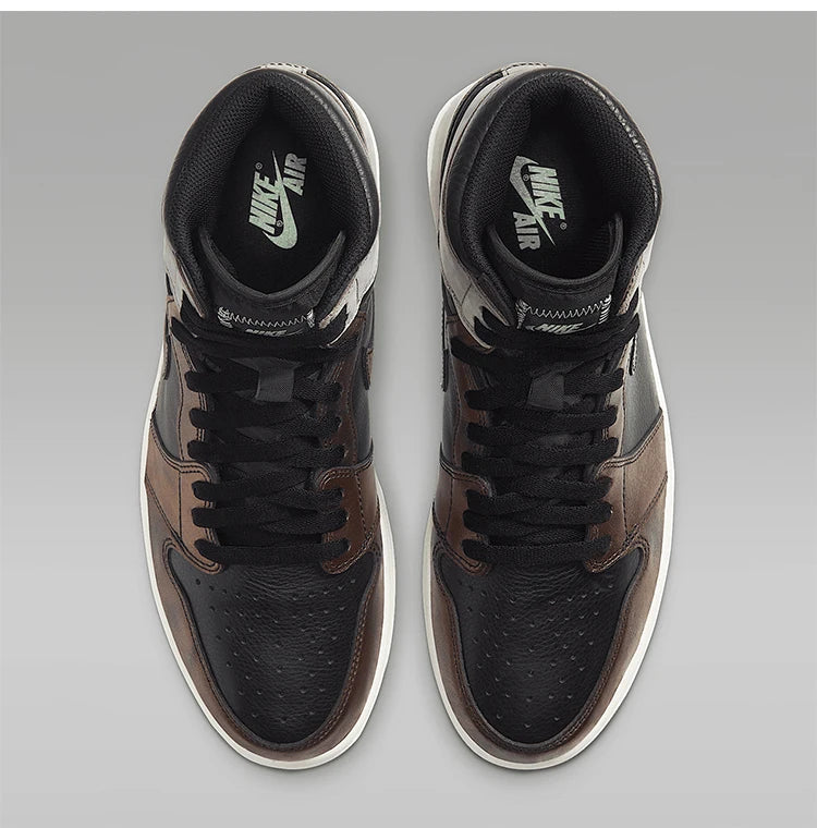 Scarpe da basket alte Nike AIR JORDAN 1 autentiche da uomo 555088-033 platinumshop