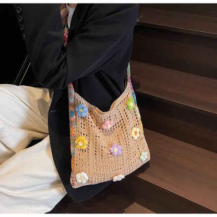 Borsa tote da donna in stile boho con motivo floreale all'uncinetto, borsa a tracolla in maglia intrecciata di grande capacità, borsa da spiaggia estiva per ragazze