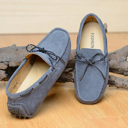 Mocassini da Uomo in Stile Italiano, Scarpe in Pelle Scamosciata, Calzature Comode e Leggere per Guida e Club
