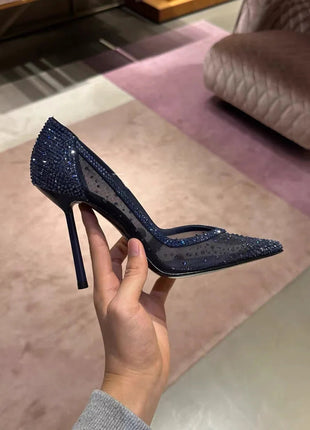 Scarpe col tacco alto a punta tempestate di diamanti in maglia blu con scarpe di cristallo con tacchi fini, nuove scarpe singole in pizzo scavato con tacco sottile platinumshop
