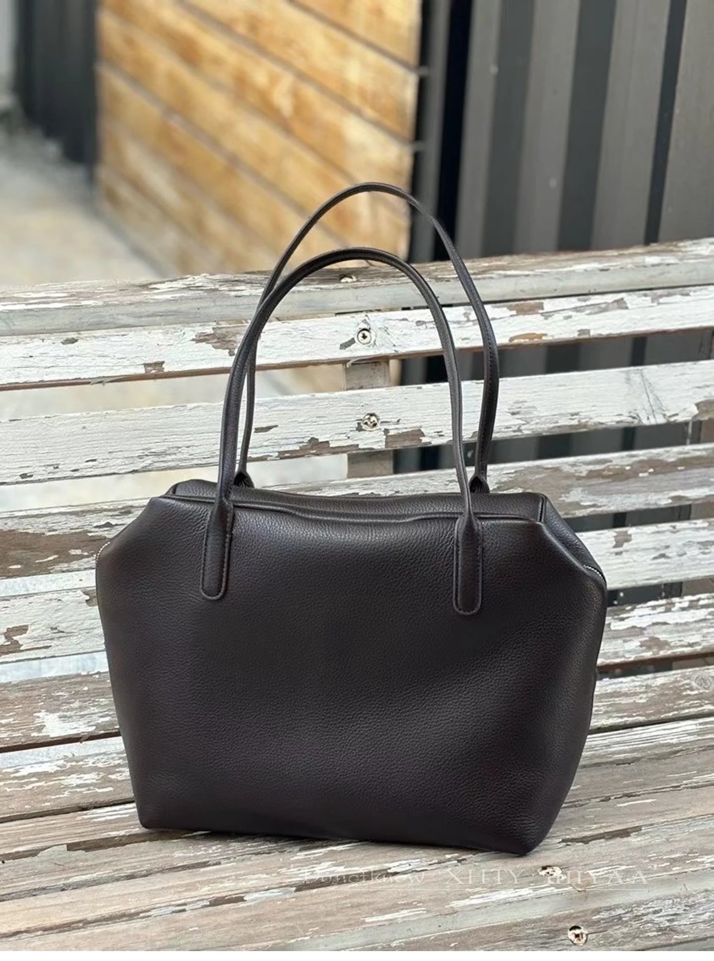 XHTY Genuine Leather Shoulder Bag Underarm Bag Women Soft Large Capacity Bowling Bag Simple Fashion Top Layer Cowhide New Model