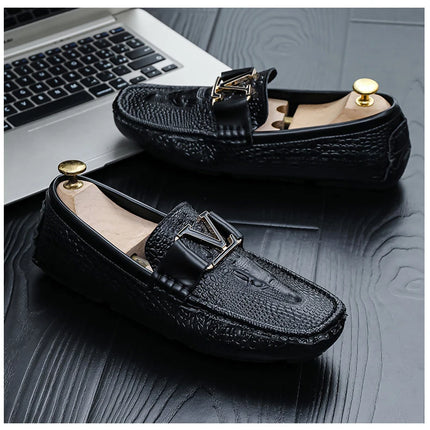 Nuove Scarpe Casual da Uomo Slip-On con Suola Morbida 2026, Stile Britannico Versatile e di Tendenza, Mocassini Comodi e Abbinabili a Tutto