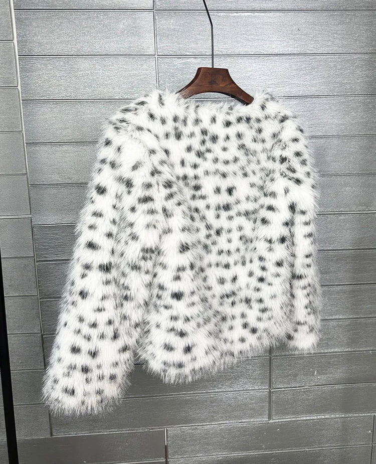 ZADORIN Preppy Style White Leopard Black Dots Faux Fur Coat Women O-Neck Furry Short Faux Fur Jacket Winter Clothes Women 2025