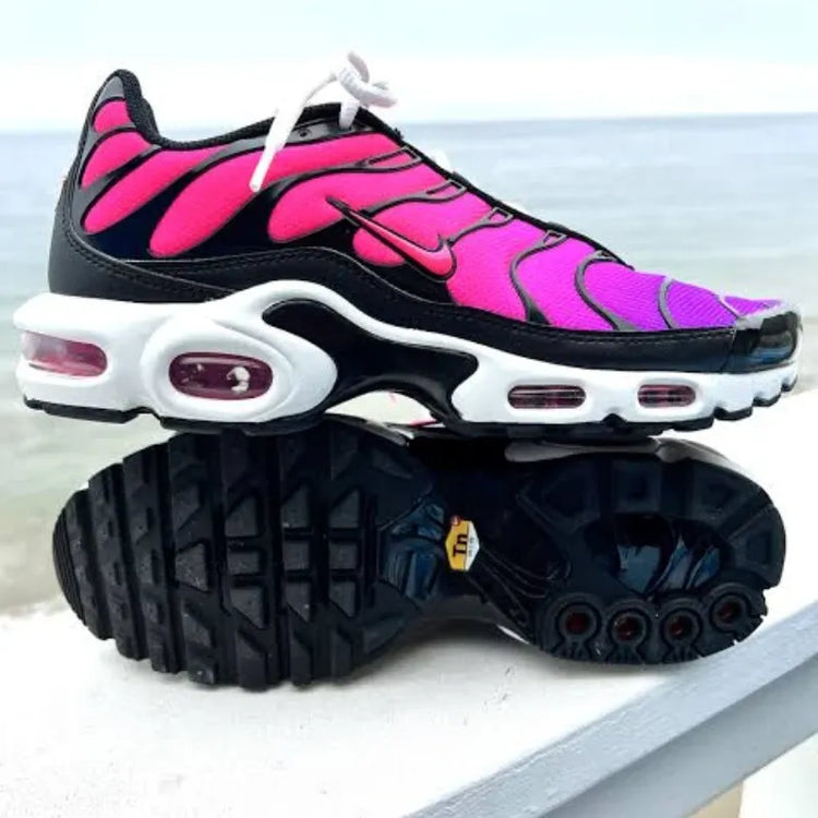 Nike Air Max Plus TN Vivid Purple Hyper Pink Gradient Fashion Trendy Women Girly-Style Street Sneakers Jogging Shoes DZ3670-500