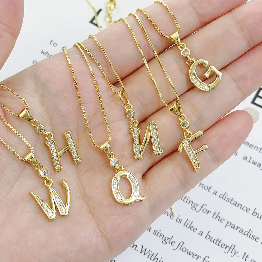 Collana di lusso AZ Collana con ciondolo con lettera iniziale minuscola per donna Placcato in oro CZ Zircone Gioielli delicati di moda