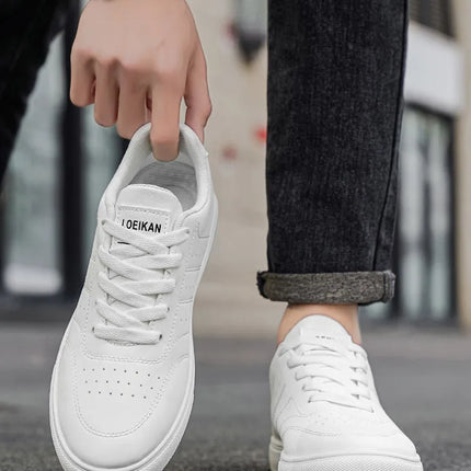 Men Classic Leather Skate Shoes Lace Up Flat Casual Sneakers Non Slip Daily Walking Footwear Black White 2 Colors