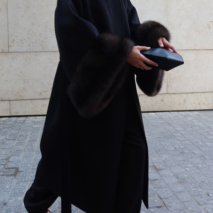 Lady Long Wool Blend Coat Stand Collar Faux Fur Cuffs Belted Waist Loose Oversized Maxi Wrap Outerwear Elegant Winter Overcoat