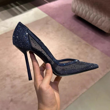 Scarpe col tacco alto a punta tempestate di diamanti in maglia blu con scarpe di cristallo con tacchi fini, nuove scarpe singole in pizzo scavato con tacco sottile platinumshop