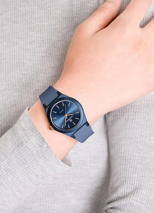 NAVIFORCE 2025 Orologi moda donna Orologio al quarzo Sport Cinturino in silicone Orologi da polso da donna Orologio semplice Regalo relogios feminino platinumshop
