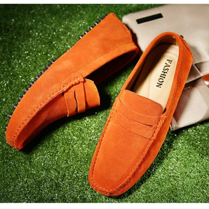 Scarpe casual da uomo fatte a mano Mocassini morbidi Scarpe da guida leggere Moda Slip on Flats Mocassini di alta qualità Scarpe da uomo antiscivolo