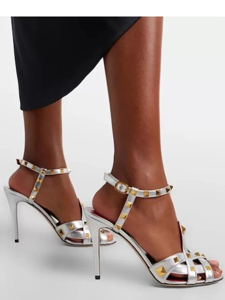 Sandali da donna con tacco alto e punta tonda, con rivetti e design a bocca di pesce, estivi 2026, alla moda, per feste, taglie forti platinumshop