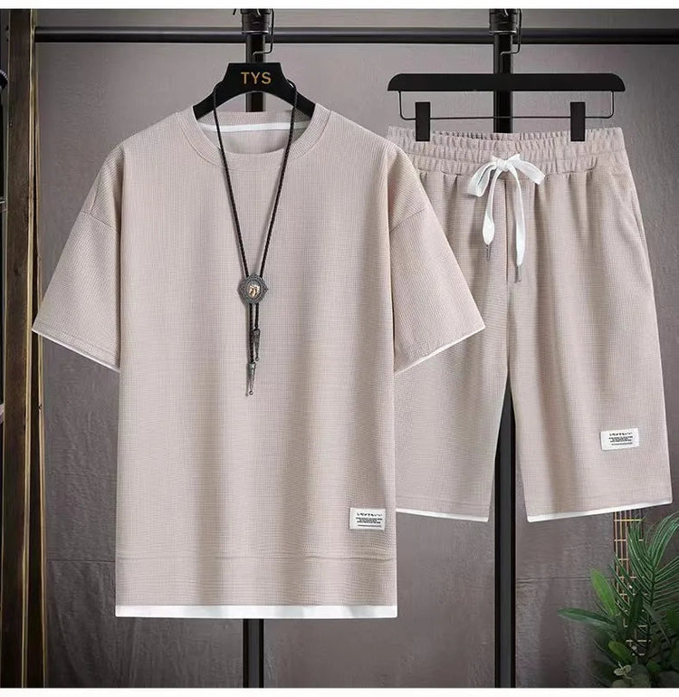 2026 nuovi set di waffle da uomo estivi T-shirt e pantaloncini casual Set tuta sportiva maschile tuta tinta unita abiti larghi platinumshop