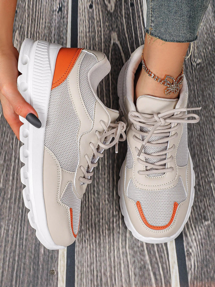 VEAMORS Unisex Mesh Running Shoes Lightweight Breathable Sports Sneakers Elastic Soft Sole Footwear for Walking Gym Fitness PlatiNum