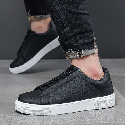 Men's Leather Casual Shoes Versatile Comfortable Breathable Outdoor Sports Board Sneakers