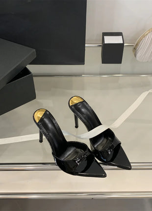 Hlieny 2026 Mode d'été Talons aiguilles Femmes Pantoufles pointues Banquet Robe Sandales Fête Mariage Mules Présentations de fabricants de jeux Chaussures
