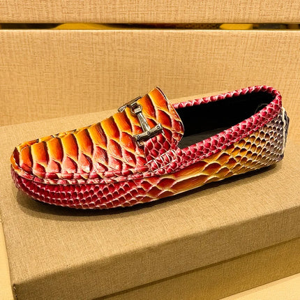 Mocassini firmati per uomo 2026 Nuovi mocassini fatti a mano 39-48 Appartamenti Casual Scarpe in pelle di serpente Mocassini da uomo comodi di lusso Scarpe taglia