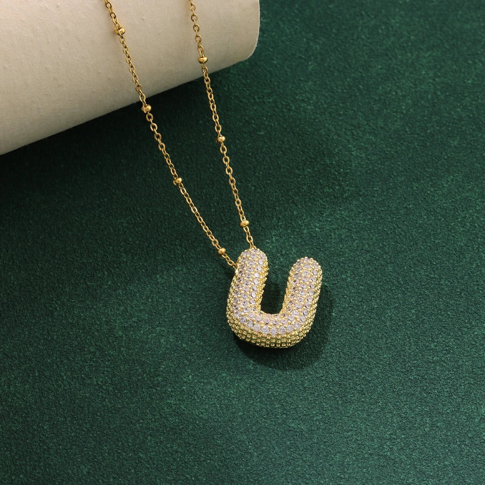 Nuove collane di lusso in acciaio inossidabile con 26 lettere inglesi in cristallo di zircone per le donne Commercio all'ingrosso di gioielli con catena girocollo femminile alla moda