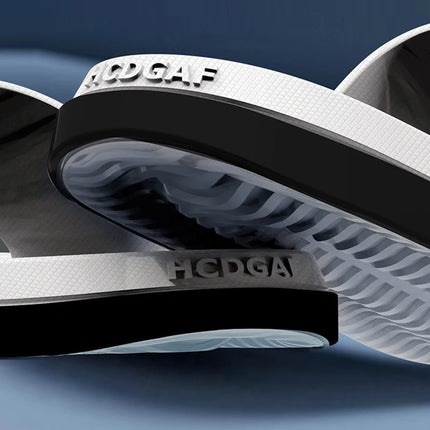Pantofole da uomo alla moda Suola morbida in PVC Scivoli antiscivolo Infradito da spiaggia casual all'aperto Pantofole da bagno per la casa Nuovo sandalo