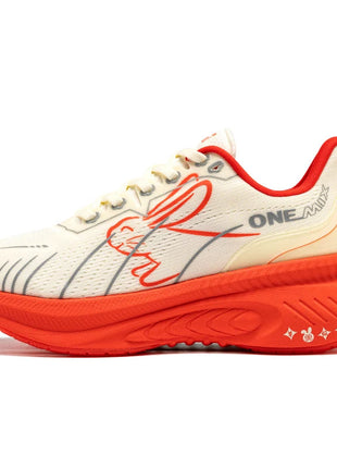 ONEMIX 2025 Nuove scarpe da ginnastica Buffer Scarpe da corsa Runner pesanti da uomo Scarpe sportive da esterno leggere e traspiranti antiscivolo PlatiNum
