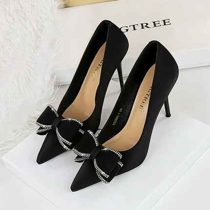 BIGTREE New Fashion Women Dress Shoes 10cm tacchi alti Shallow Toe Crystal Butterfly Knots Lady Red Silk Shoes taglia 34-40