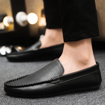 Slip on traspirante in vera pelle da uomo scarpe da guida marchio di lusso italiano uomo mocassini uomo scarpe casual mocassini Chaussure Homme