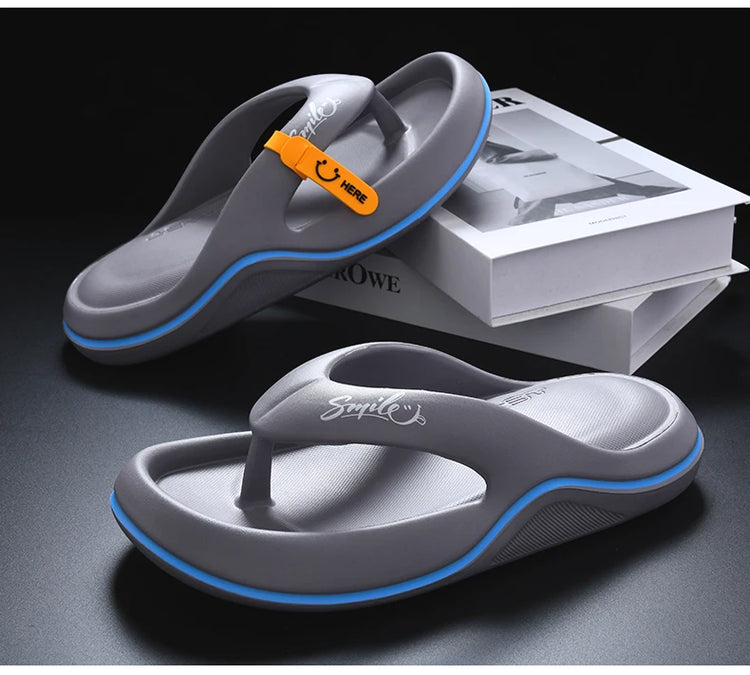 Pantofole da donna per uomo nuovo Infradito Sandali da spiaggia per interni ed esterni Scivoli con fondo super morbido Pantofole da uomo con suola spessa antiscivolo