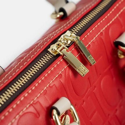 CH Autumn/Winter Christmas Fashion PU Material Lock Lock Design Women's Crossbody Bag 2025 Designer New Handbag Trendy Brand PlatiNum