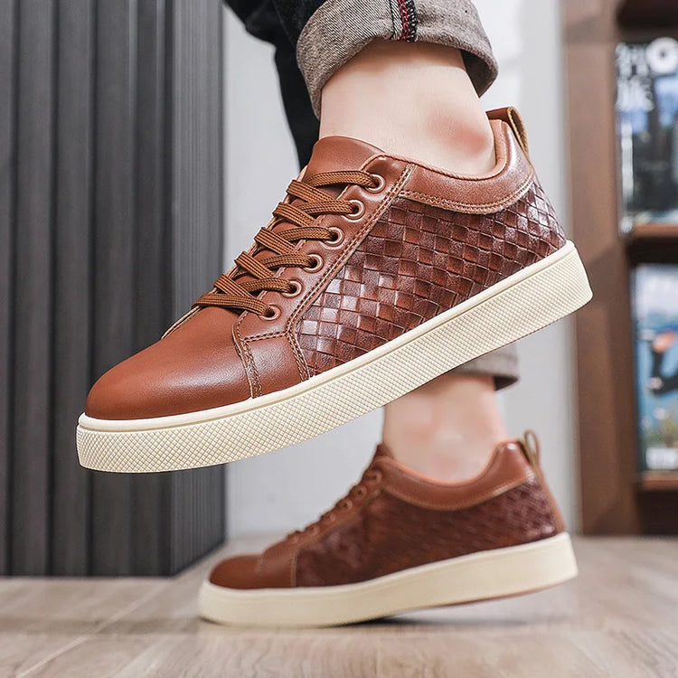 New Spring Autumn Low Cut Men's Board Shoes Fashion Lightweight Plaid Men's Casual Single Shoes