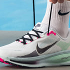 Nike Vomero 18 Scarpe da corsa casual basse da uomo, ammortizzanti, antiscivolo, comode e versatili IM6676-104 platinumshop