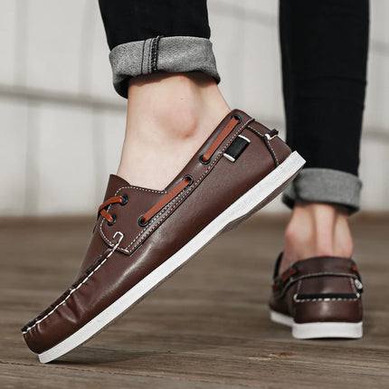 Scarpe mocassini da uomo alla moda con punta a grembiule, comode antiscivolo per passeggiate all'aperto, viaggi, primavera ed estate