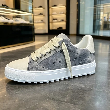 Luxury Fashion Casual Sports Sneakers Comfort Breathable Unisex Trendy Shoes