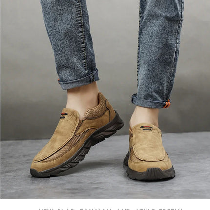 Scarpe Casual in pelle da uomo mocassini traspiranti Sneakers da uomo 2024 nuove scarpe da ginnastica piatte in pelle comode da uomo scarpe da uomo