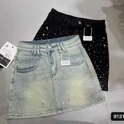 Schwarzer Y2K A-Linien-Jeansrock, Retro-Design, Shaping-Effekt, mit Sternen-Strasssteinen, neue Sommerkollektion 2026 für Damen