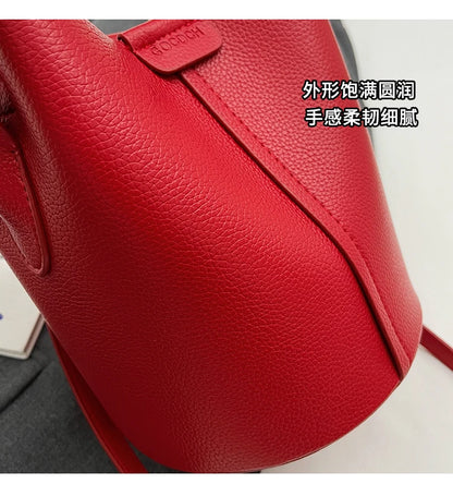 Borse a tracolla e a tracolla a secchiello in PU rosso Nero Senso del lusso Borsa a due usi da donna 2024 Moda versatile in vendita