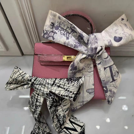Shoulder bag Women's handbag Bag for Woman of Genuine Leather in Gold or Silver Buckle Designer Bag Women's bag Luxury brand bag PlatiNum