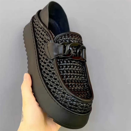 Mocassini Neri di Tendenza da Uomo, Scarpe Casual Traspiranti con Intaglio, Comode Scarpe Slip-on con Plateau, Mocassini da Uomo