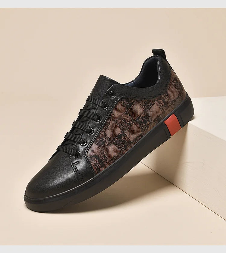 Europe New Shoes for Men Genuine Leather Casual Shoes Cool Black Flat Skateboard Shoes Street Fashion Sneakers