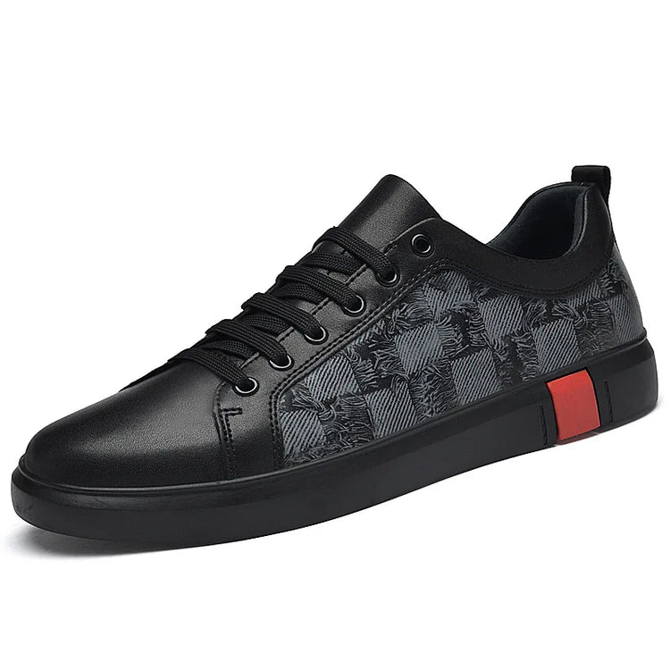 Europe New Shoes for Men Genuine Leather Casual Shoes Cool Black Flat Skateboard Shoes Street Fashion Sneakers