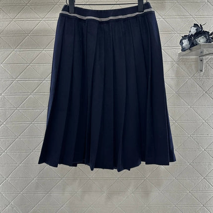 Early spring new elegant and fashionable mid length wool pleated high waisted A-line half skirt women's clothing PlatiNum