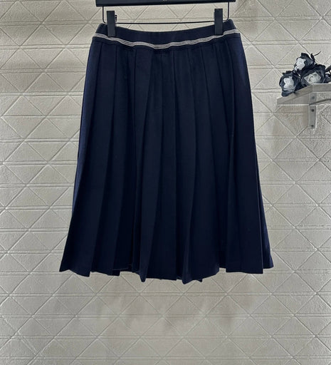 Early spring new elegant and fashionable mid length wool pleated high waisted A-line half skirt women's clothing PlatiNum