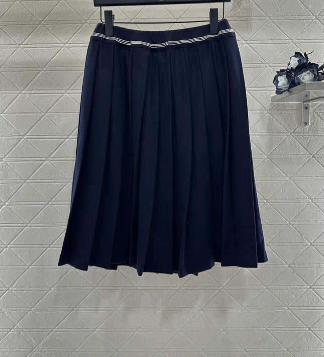 Early spring new elegant and fashionable mid length wool pleated high waisted A-line half skirt women's clothing PlatiNum