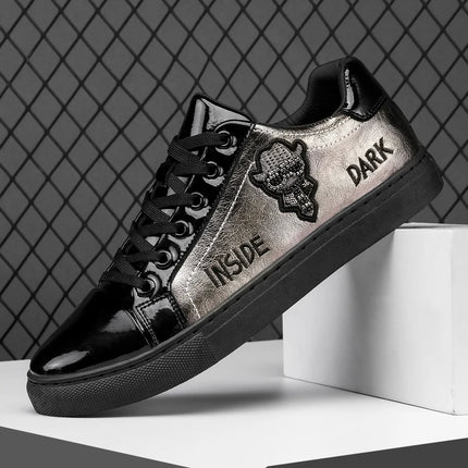 Men Casual Shoes Patent Leather Flats Skate Men Cool Driving Shoes Male Walking Shoes Sneakers Dress Trend the Latest Leisure