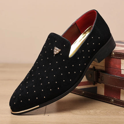 Scarpe eleganti da uomo di lusso Scarpe casual da uomo in pelle scamosciata Mocassini eleganti e comodi Scarpe da lavoro in pelle da uomo Zapatos Hombre