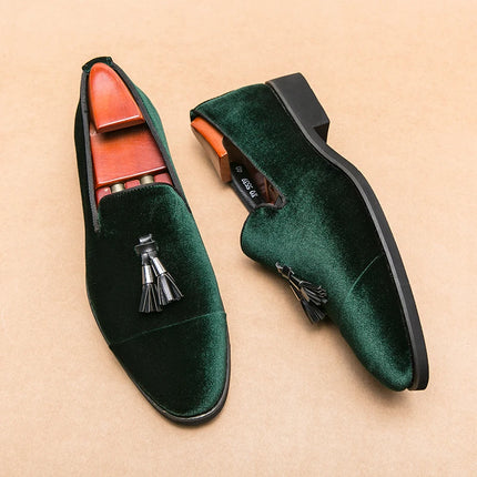 Mocassini verdi in pelle scamosciata di marca di lusso da uomo slip-on nappa scarpe da sposa in morbida pelle appartamenti scarpe da uomo scarpe casual scarpe in pelle nabuk